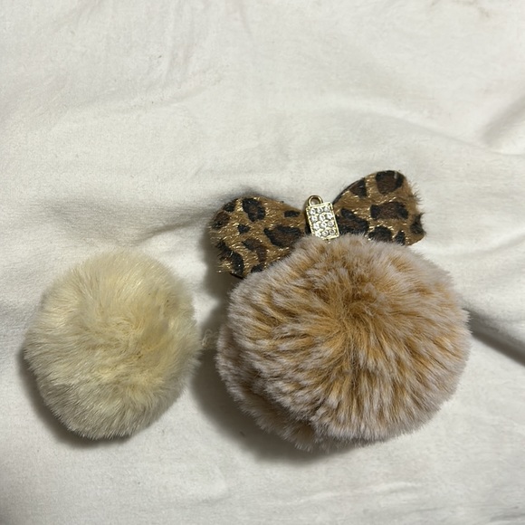 Fluffy Pom Pom key chains for bag or purse - Picture 2 of 2